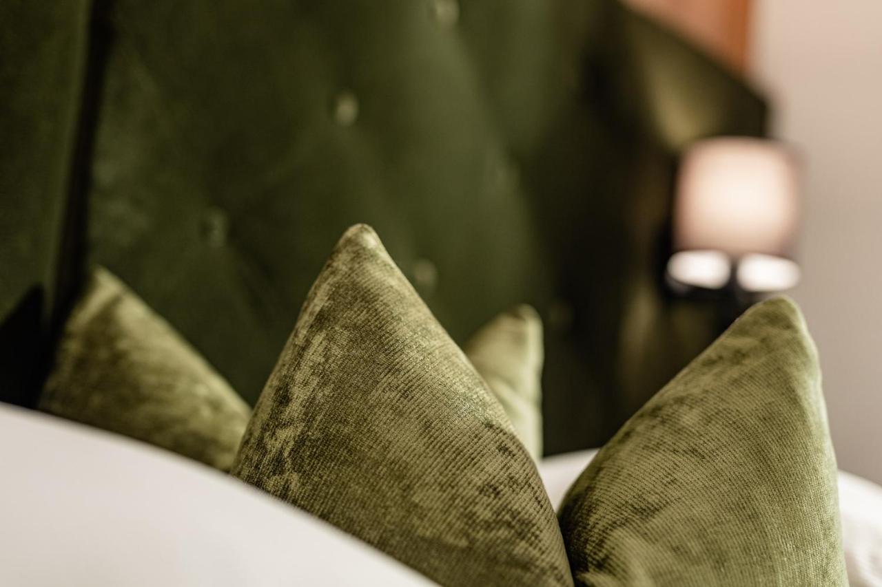Boutique & Fashion Hotel Maciaconi - Gardenahotels Santa Cristina Val Gardena Ngoại thất bức ảnh